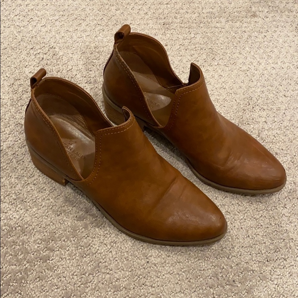 American Eagle Size 10 Brown Leather Cut Out Boot